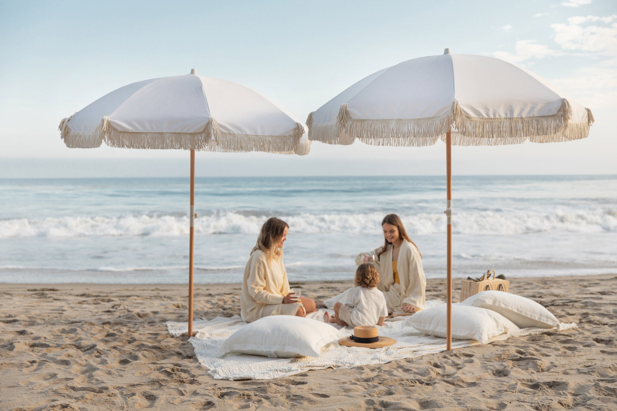 White Pearl Fringe Tassel Beach Umbrella